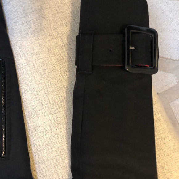 Fred Perry Trench Coat only sold in UK. Exclusive - Picture 10 of 12